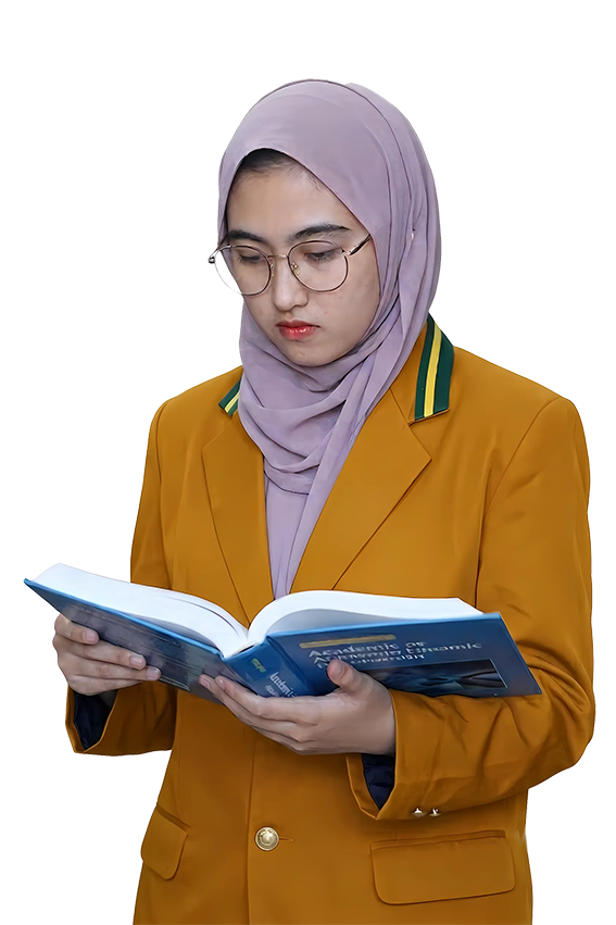 Mahasiswi berjas almamater kuning membaca buku akademik bersama Tukul Solution